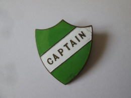 Etas-Unis Insigne D'email D'ecole De Capitaine Vers 1950/USA Captain School Enamel Badge 50s,size:32x28 Mm - Sonstige & Ohne Zuordnung