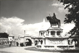 72318668 Budapest Fischerbastei Und Sankt Stefan Denkmal Budapest - Hongrie