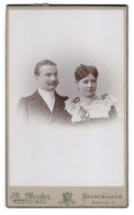 Fotografie Th. Meinken, Bremerhaven, Fährstr. 5, Portrait Ehepaar In Feinen Kleidern  - Personnes Anonymes