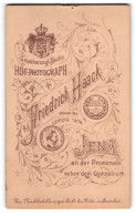 Fotografie Friedrich Haack, Jena, An Der Promenade, Wappen Des Grossherzogl. Sachsen, Medaillen König Albert V. Sachs  - Personnes Anonymes