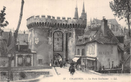 28 CHARTRES LA PORTE GUILLAUME - Chartres