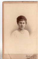 Bergen Op Zoom , Ancienne Photographie De Femme - Old (before 1900)