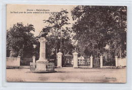 La Réunion - SAINT-DENIS - Le Rond-point Du Jardin Colonial Et Le Buste De Montbrun - Ed. Albany  - Saint Denis