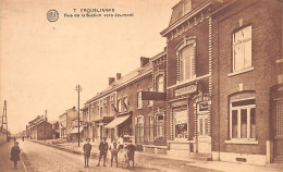 ERQUELINNES (Hainaut) Rue De La Station Vers Jeumont - Pharmacie - Erquelinnes