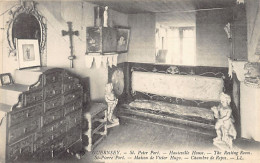 Guernsey - ST. PETER PORT - Hauteville House - The Resting Room - Publ. Levy L.L. 85 - Guernsey