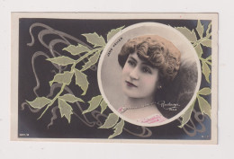 FRANCE - Jane Heller Unused Vintage Postcard - Entertainers