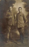 Photo CPA Zwei Soldaten In Uniformen, I WK - Sonstige & Ohne Zuordnung