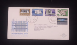 C) 1969. NETHERLANDS. FDC. SENT TO GREAT BRITAIN. MULTIPLE STAMPS OF MODERN ARCHITECTURES. XF - Autres & Non Classés