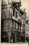 CPA Louviers Eure, Vieille Maison Dite Des Templiers, Boulangerie Albert Mouquets - Autres & Non Classés