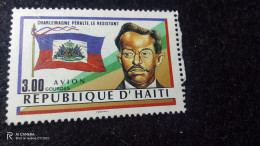 HAİTİ--1970-80      3.00      GOURDES    DAMGALI - Haïti