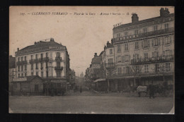 CPA - 63 - Clermont-Ferrand - Place De La Gare - Avenue Charras - Non Circulée - Clermont Ferrand