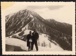 Jolie Photo D'un Couple En Vacances D'hiver, Les Houches, Montagne, 12,6 X 9 Cm - Lieux