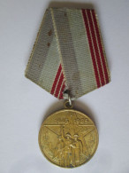 USSR/Russia:Medaille 40 Ans Depuis La Victoire De La SGM 1945-1985/Medal 40 Years Since The Victory In WWII,diam=32 Mm - Rusland