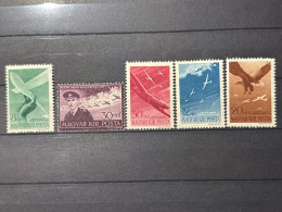 1942  Hungary MH - Unused Stamps