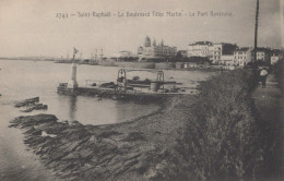 83 / SAINT RAPHAEL / LE BOULEVARD FELIX MARTIN / LE PORT ROVERANO / LACOUR 2743 - Saint-Raphaël