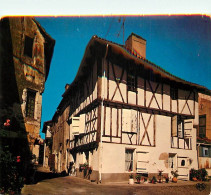 47 - Clairac - Place De L'Eglise - Vieille Maison - Maisons à Pans De Bois - CPM - Voir Scans Recto-Verso - Other & Unclassified