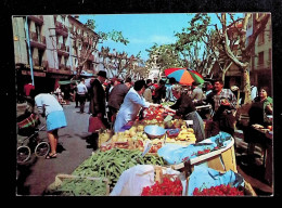 Cp, Commerce, Marché Provençal, écrite, Charmes Et Soleil De La Côte D'Azur, Ed. Y.P.A. - Marchés