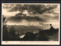 Foto-AK Walter Hahn, Dresden, Nr. 920: Postelwitz A.d. Elbe, Panorama Mit Schrammsteinen  - Photographie