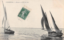 CHERBOURG - Barques De Pêche En Rade - Cherbourg