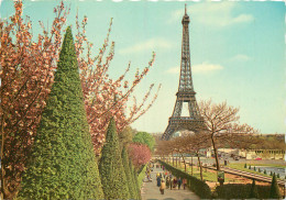 75 PARIS  LA TOUR EIFFEL - Eiffelturm