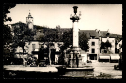 48 - LA CANOURGUE - PLACE DU PRE COMMUN ET FONTAINE DE LA COUR - Sonstige & Ohne Zuordnung