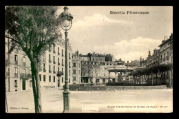 64 - BIARRITZ - PLACE STE-EUGENIE ET HOTEL DE PARIS - Biarritz