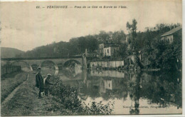 24 - Périgueux : Pont De La Cité Et Bords De L' Isle - Périgueux