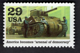 2039824766 1991 SCOTT 2559E (XX) POSTFRIS MINT NEVER HINGED EINWANDFREI (XX) -  WORLD WAR II-  TANK - AMERICA ARSENAL - Unused Stamps