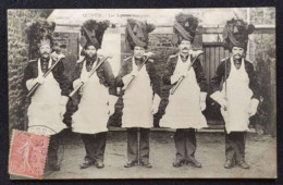 Cpa Animée QUINTIN - Les Sapeurs Pompiers- Cachet De 1906 (côtes D'Armor 22) - Quintin