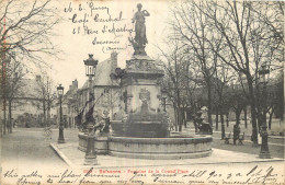 02 - SOISSONS - FONTAINE DE LA GRAND'PLACE - Soissons