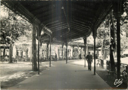 03 - VICHY -  GALERIE OUVERTE ET LA PERGOLA - Vichy