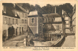 03 - BOURBON L'ARCHAMBAULT - PLACE DES TROIS PUITS - Bourbon L'Archambault