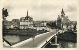 08 - MEZIERES - PONT DE LA VICTOIRE ET PLACE DE L'HOTEL DE VILLE - Sonstige & Ohne Zuordnung