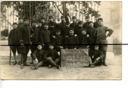 CARTE PHOTO . CPA .Militaire, Souvenir De La Guerre Les Poilus De La 8e 54 Artillerie 65e Batterie 29 Mai 1917 - Photographs