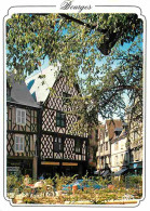 18 - Bourges - Place Gordaine - Vieilles Maisons à Pans De Bois - CPM - Voir Scans Recto-Verso - Bourges