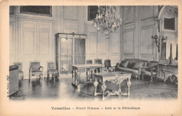 78-VERSAILLES GRAND TRIANON SALLE DE LA BIBLIOTHEQUE-N°T5213-B/0071 - Versailles (Château)