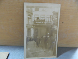 MONS:PHOTO CARTE DE LA PHARMACIE  A.DEFAUX SUR LA GRAND PLACE TRES ANIMEE - Mons