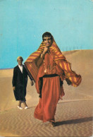Tunisia Idyl Amdi Dunes Ethnic Types And Scenes Typical Costumes - Tunisie