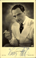 CPA Schauspieler Harry Piel, Portrait, Zigarette, Autogramm - Schauspieler