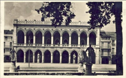 1933-cartolina Foto Padova Piazza Vittorio Emanuele II Loggia Amulea Affrancata  - Padova (Padua)