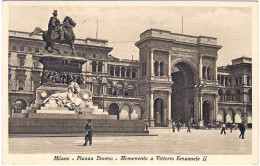 1940-cartolina Milano Piazza Duomo Monumento A Vittorio Emanuele II Affrancata 2 - Milano