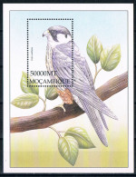Bloc Sheet Oiseaux Rapaces Aigles Birds Of Prey  Eagles Raptors   Neuf  MNH **  Mozambique - Aquile & Rapaci Diurni