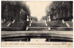 92 / Parc De SAINT-CLOUD - Les Escaliers De La Terrasse De L'Orangerie - Perspective De L'allée Des Statues - Saint Cloud