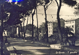 1951-cartolina Genova Quinto I Giardini Affrancata L.6 Italia Al Lavoro Annullo  - Genova (Genoa)