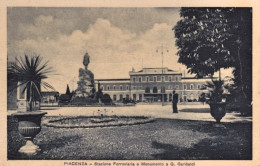 1930circa-Piacenza Stazione Ferroviaria E Monumento A Garibaldi - Piacenza