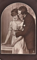 1922-giovane Coppia Di Innamorati, Cartolina Viaggiata - Marcophilia