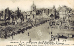 *CPA - 59 - DOUAI - Les Ruines De La Grande Guerre - Angle De La Grande Place Et De La Rue De Bellain - Douai