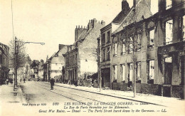 *CPA - 59 - DOUAI - Les Ruines De La Grande Guerre - La Rue De Paris - Douai