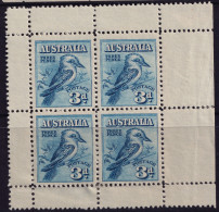 1928 Kookaburra 3d Blue Miniature Sheet (Melbourne International Philatelic Exhibition) - Ongebruikt