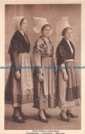 R052123 Trois Graces Poitevines. Vendeenne. Gatinelle. Malvina - Monde